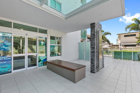 Akama Resort - Pubs and Clubs 35