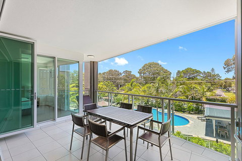 Akama Resort - Pubs and Clubs 5