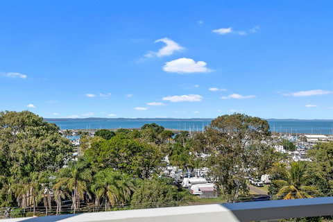 Akama Resort - Pubs and Clubs 6