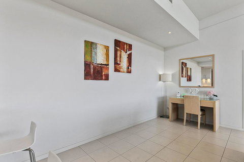 Akama Resort - Pubs and Clubs 20