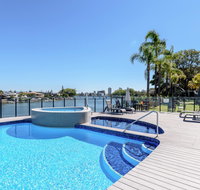 Silverton Apartment Resort Surfers Paradise - Pubs and Clubs