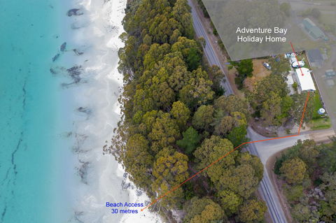 Adventure Bay Holiday Home - Pubs and Clubs 9
