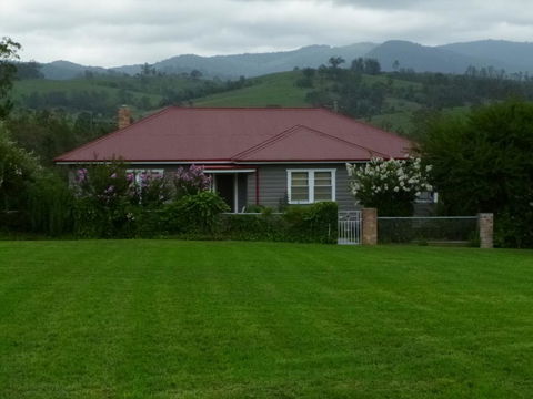 Mansfield Cottage Barrington - Go Out 0