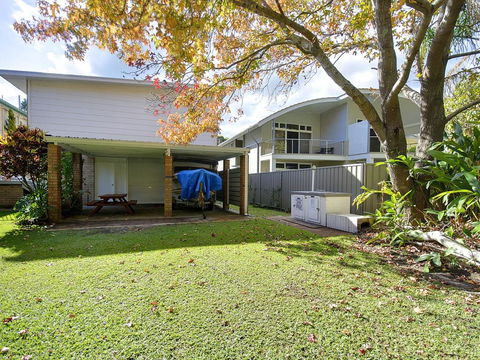 'Beachside' Shoal Bay, Unit 6 - Pubs and Clubs 2