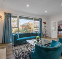    Alice wonderland    in 4 beds house - Pubs and Clubs