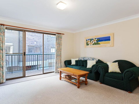 1 'Monterea' 3 Ondine Close - Walking Distance To Beach - Go Out 2