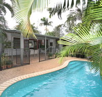 1/121 Park Crescent Coolum Beach - Pubs and Clubs