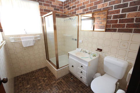 1/2 Brunswick Avenue - Go Out 3