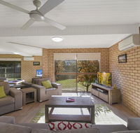 1/5 Piper Street Peregian Beach - Pubs and Clubs