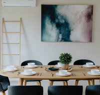 113 Balanchin Street Family Resort in Point Cook - Pubs and Clubs