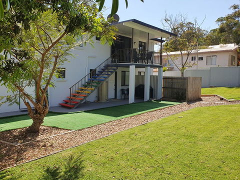 12 Cooloola Drive - Family Home, Close To Beach, Pet Friendly - Go Out 2