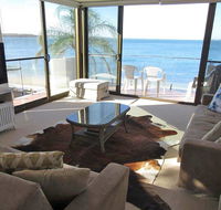 13 'Harbourside' 3-7 Soldiers Point Road - fantastic waterfront unit - Pubs and Clubs