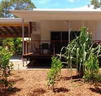 15 Esprit Drive - Rainbow Shores Gorgeous Modern Beach House - Go Out