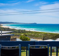 17 Dulling Street - Beach House - Pubs and Clubs