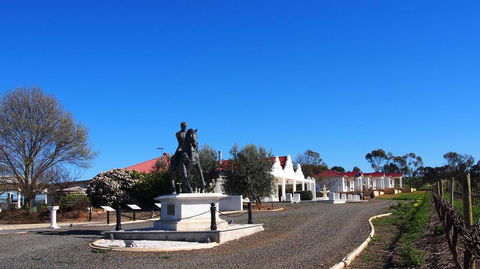 1837 Barossa Luxury Vineyard Cottages - Pubs and Clubs 2