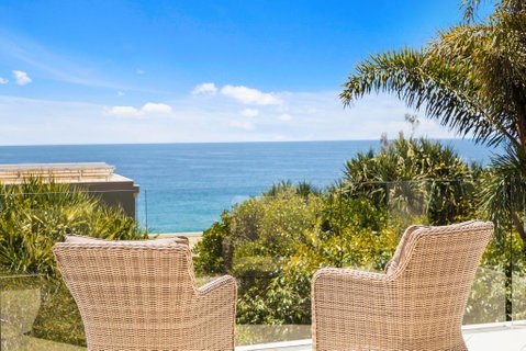 19 Ross Crescent - Go Out 0