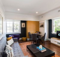 2 Bdrm Art Deco Apt Stroll To Bondi Junction - Pubs and Clubs