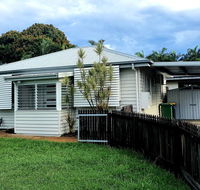 2 bedroom cottage - Pubs and Clubs