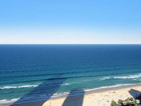 2 Bedroom Ocean View 27 Floors Above H-Residences - Pubs and Clubs 3