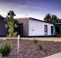 2 Minutes By Bike - Bright VIC - Pubs and Clubs