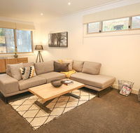 22 Riverside - Pubs and Clubs