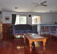 23 Carlo Road - Lowset family home within walking distance to the shopping centre. Pet friendly - Go Out