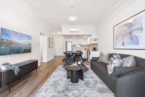 Camperdown Cozy Corner 9 - Pubs and Clubs 1