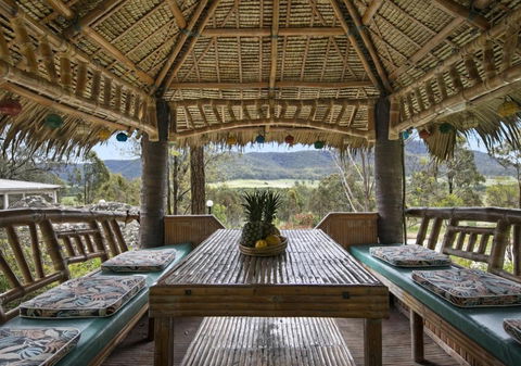 Cants Cottage - Pubs and Clubs 3