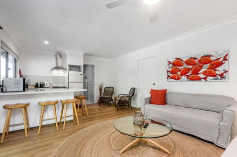 Cape Byron Villa 9 - 2 Bedrooms - Pubs and Clubs 4