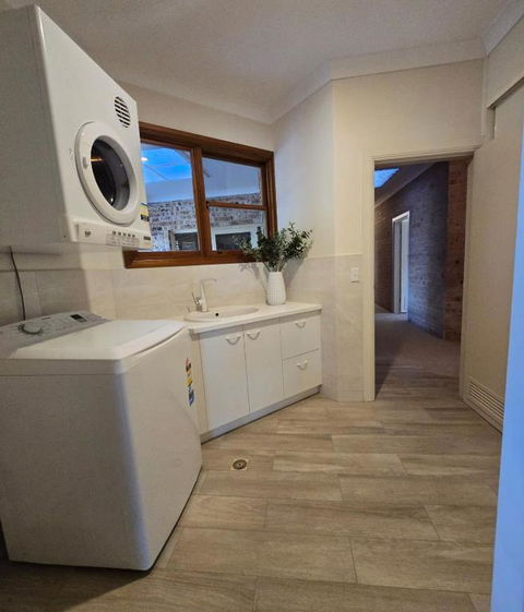 Capturing Breathtaking Retreat! - Pubs and Clubs 2