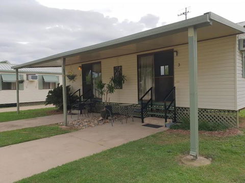 Carmila Caravan Park & Cabins - Pubs and Clubs 2