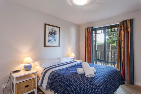 Carrageen - Pubs and Clubs 3