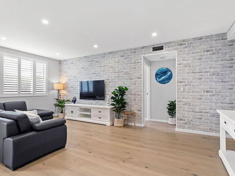 Carrington Nelson Bay - Pubs and Clubs 1