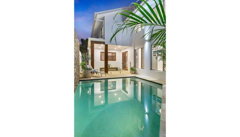 Casa De Palmeras - Pubs and Clubs 2