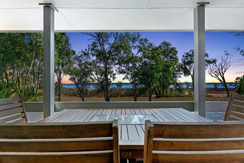 Casa Del Mare - Pubs and Clubs 1