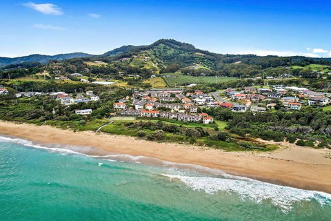 Casa Tropicana In Aqua Luna Resort - 1 BedRoom Ocean Views Surfs Up! - Pubs and Clubs 1