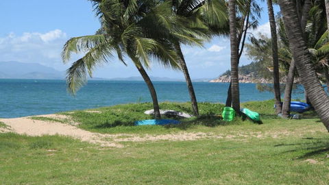 Casual Lodge Unit 4 - Pubs and Clubs 0