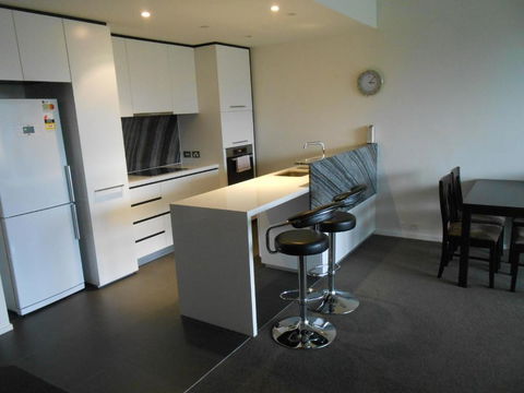 CBD ARTments In Cultural Precinct - Pubs and Clubs 1