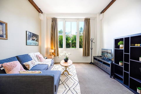 CBD Sydney Near Darling Harbour ICC 1br Apt 4ppl - Pubs and Clubs 0