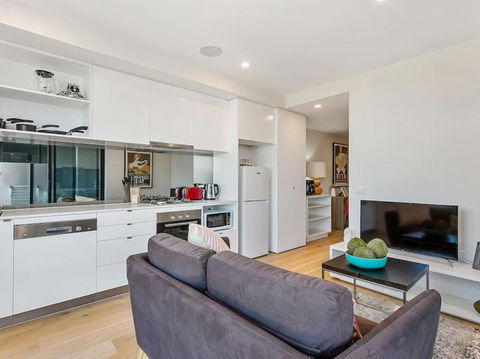 Central Sydney Rd Brunswick Train Tram Parking Wifi - Pubs and Clubs 2