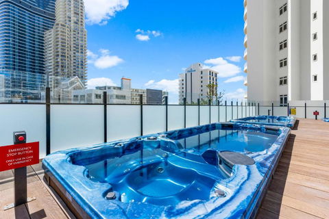Central Twin Units In The Heart Of Surfers Paradise - Q Stay - Pubs and Clubs 2