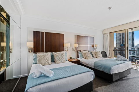 Central Twin Units In The Heart Of Surfers Paradise - Q Stay - Pubs and Clubs 1
