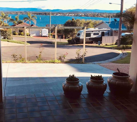 Channel View - Pubs and Clubs 0