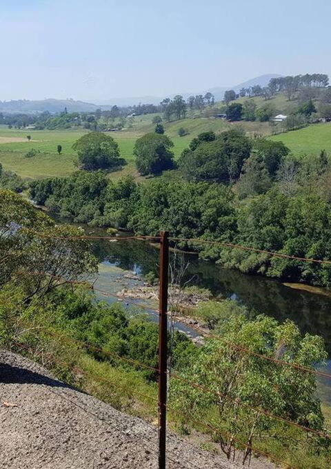 Charity Creek Retreat - Pubs and Clubs 1