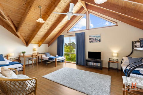 Charming 3-Bedroom Retreat - Pubs and Clubs 2