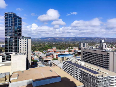 Charming Central Apartment Home RundleMall - Pubs and Clubs 1