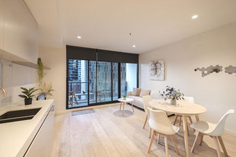 Central Melbourne 1br1ba Apt With Balcony - Pubs and Clubs 1