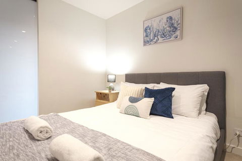 Central Melbourne 1br1ba Apt With Balcony - Pubs and Clubs 3