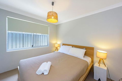 Casselton Loop - The White House - Pubs and Clubs 4