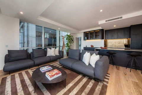 Cloud Nine - Pubs and Clubs 4